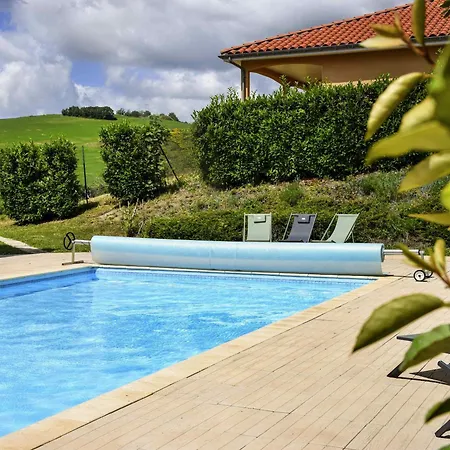 Ibis Budget Millau Viaduc-3