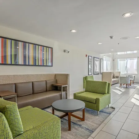 Holiday Inn Express Hotel & Suites Torrington By Ihg-3
