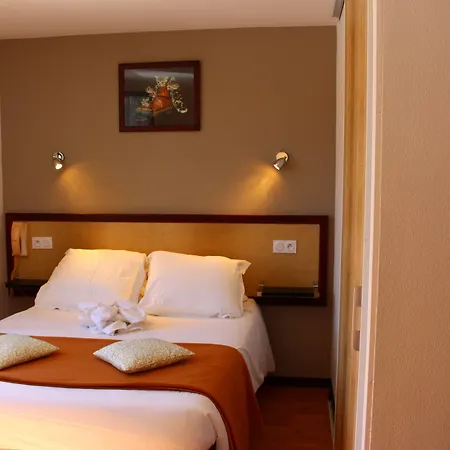 Hotel Les Gabarres-3