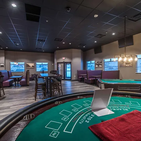 Astoria Hotel & Event Center-3
