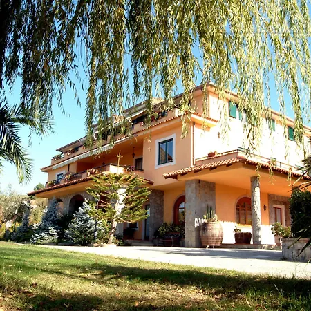 Residence e B&B Villamirella-2
