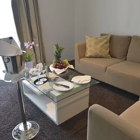 Hotel Swiss Star-2