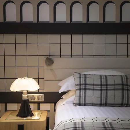 Hotel Sleeping Belle - Gare De Lyon Bastille-3