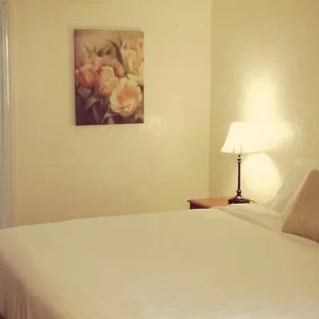 The Patriots Boutique Motel-3