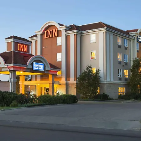 Travelodge By Wyndham Spruce Grove-3