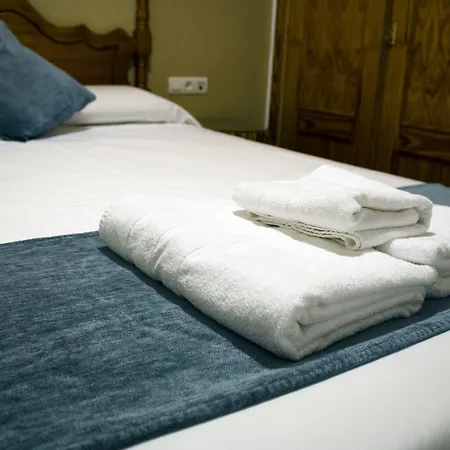 Hostal Valdepeñas by Bossh Hotels-2