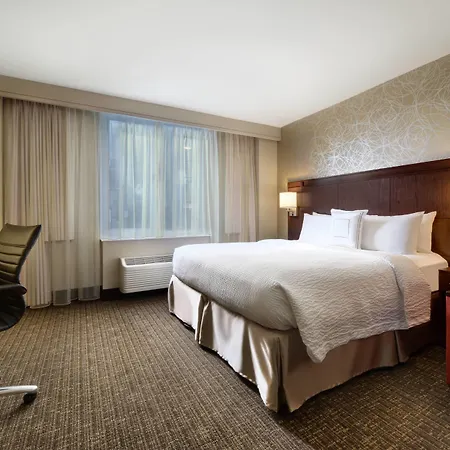 Courtyard By Marriott Times Square West-3