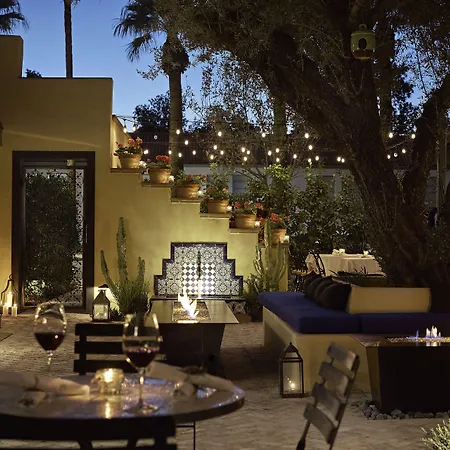 Bespoke Inn Scottsdale-2