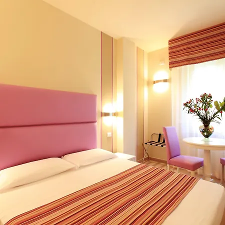 Hotel Souvenir-3