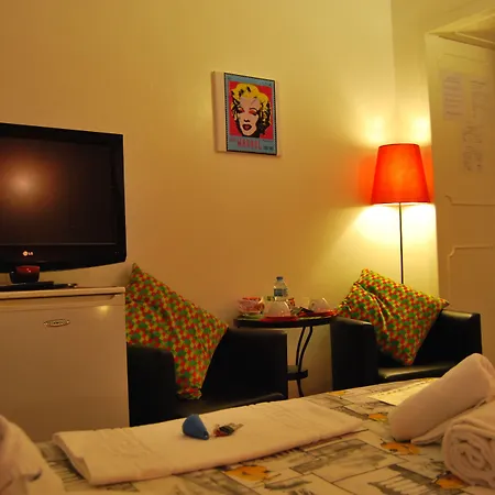 Core De Roma Suites-3