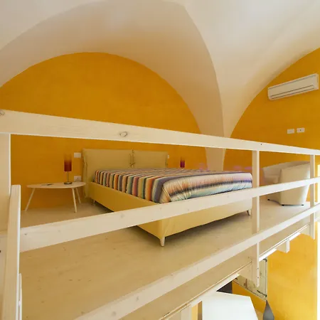 Relais Carlo V - Palazzo Storico-2