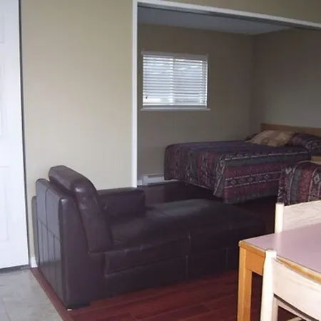 Beach Grove Motel-3