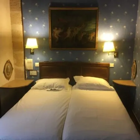 Hotel Du Lys-2