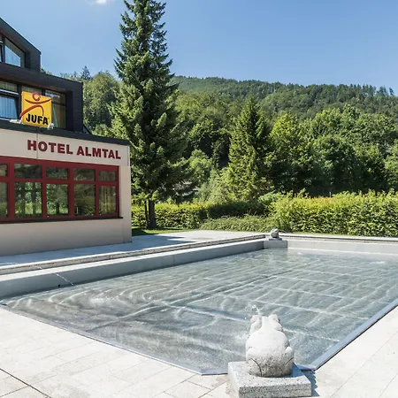 Jufa Hotel Gruenau Im Almtal-3