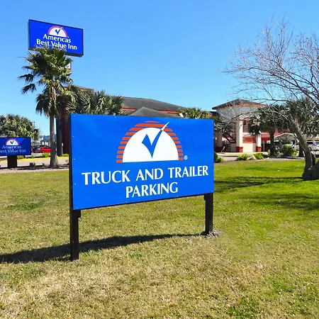 Americas Best Value Inn - Brownsville-2