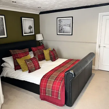 The Ship Hotel-3