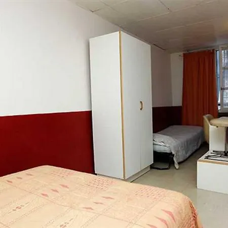 Hôtel du Pont Neuf-3
