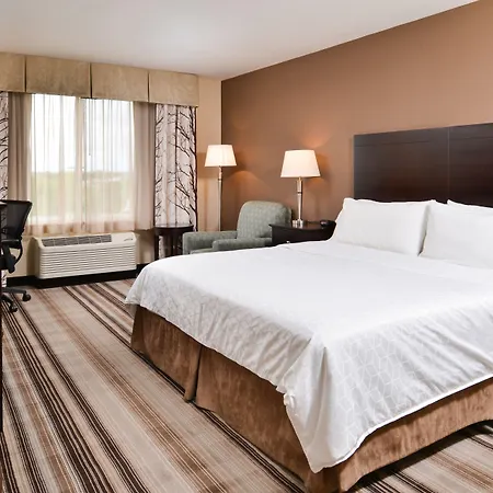 Holiday Inn Express & Suites Emporia Northwest By Ihg-3