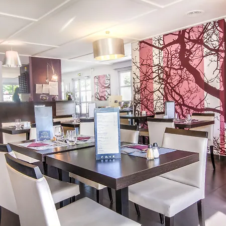 Hotel Inn Design & Restaurant Sable-Sur-Sarthe-3