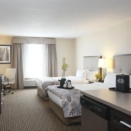 Pomeroy Inn & Suites At Olds College-2