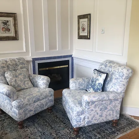 Kingsbrae Inn-2