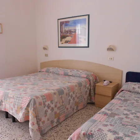 Hotel Laguna Blu-3