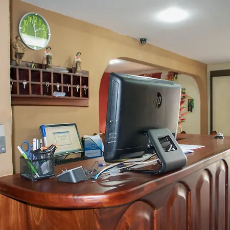 Berlor Airport Inn-3