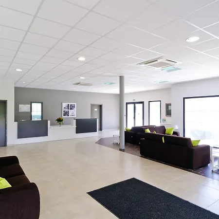 Résidence Néméa Le Domaine des Mauriers-2