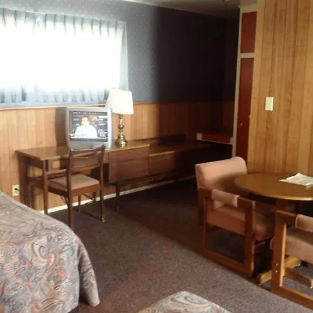 Bridgeport Inn-3