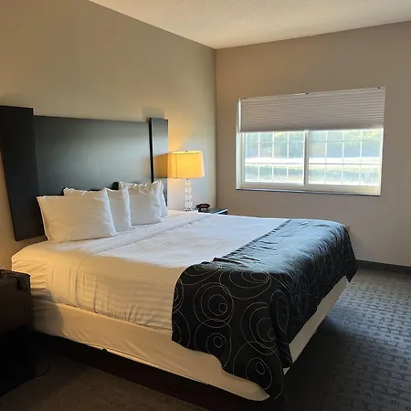 Okoboji Inn & Suites-3