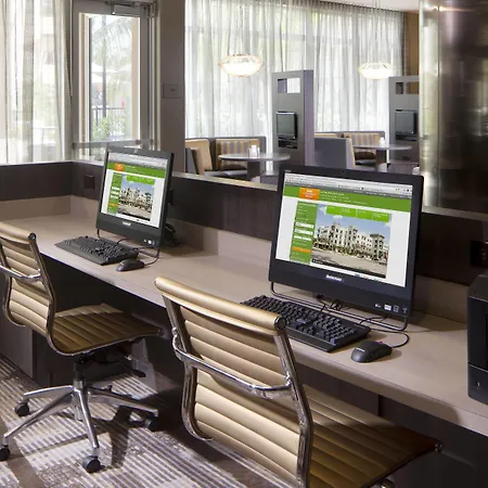 Courtyard By Marriott Palm Beach Jupiter-2