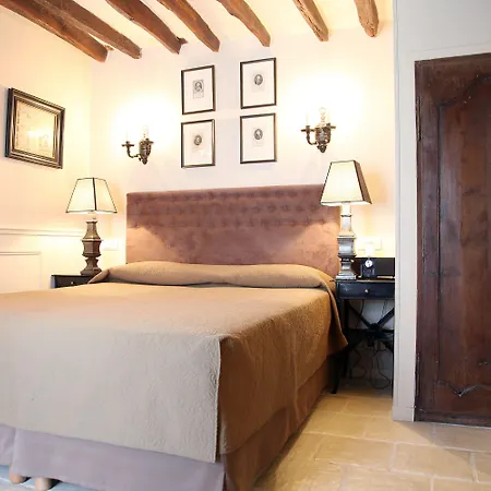 Hotel Saint-Louis En L'Isle - Notre-Dame-2