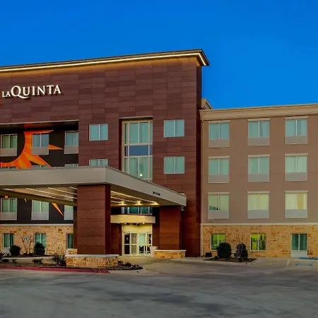 La Quinta Inn & Suites By Wyndham Northlake Ft. Worth-2