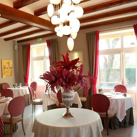 Hotel Restaurant Le Lion D'Or-2