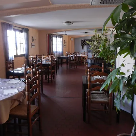 Logis Hotel Restaurant Le Top Du Roulier-3