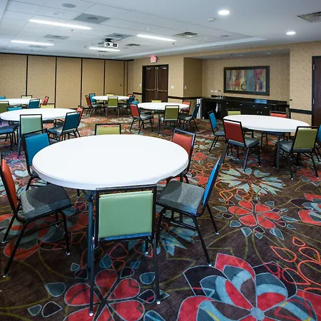 Hampton Inn & Suites Toledo/Westgate-2