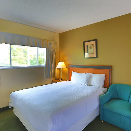 Diplomat Motel-2