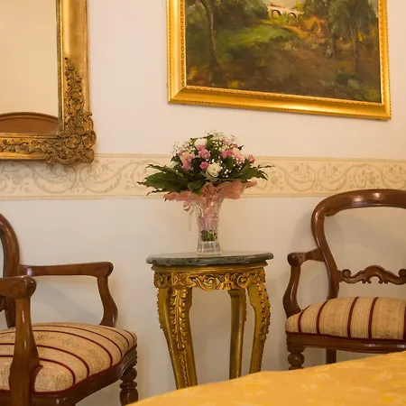 B&B Art Suite Santa Brigida-2
