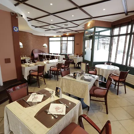 Hôtel Au Petit Caporal-3