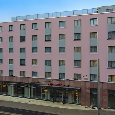 Hampton By Hilton Nuernberg City Center-3