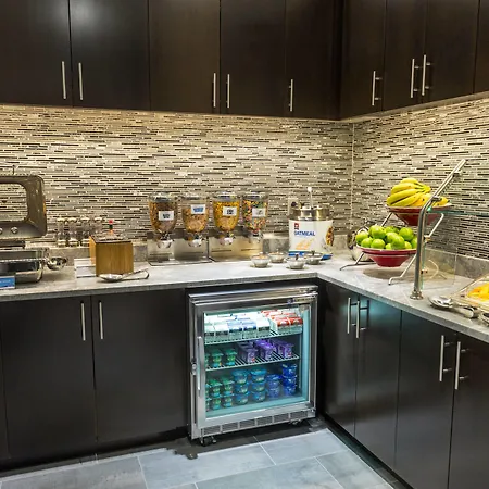Fairfield Inn & Suites By Marriott Boston Cambridge-3