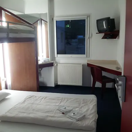 Motel 24H Hannover-3