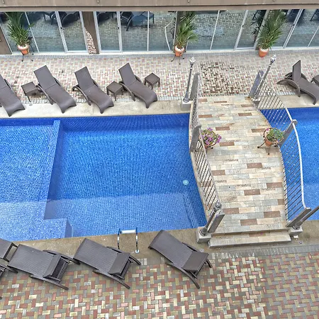 Beachfront Hotel Tramonto-2