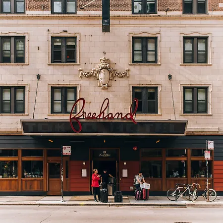 Freehand Chicago-3