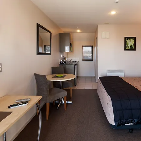 171 On High Motel-2
