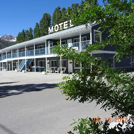 Gull Lake Lodge-3