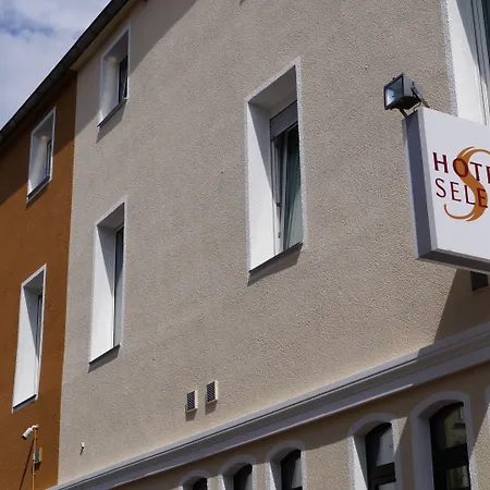 Hotel Select-3