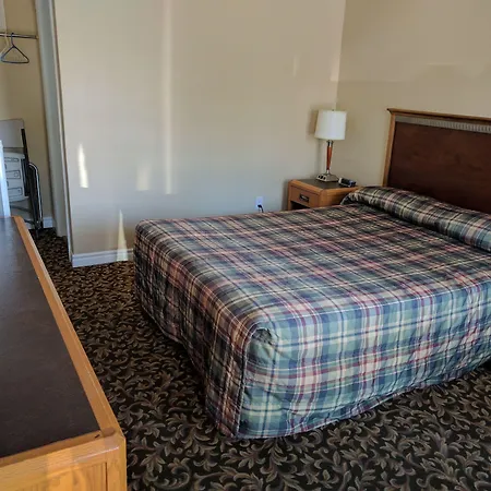 Franklin Motel, Tent & Trailer Park-2