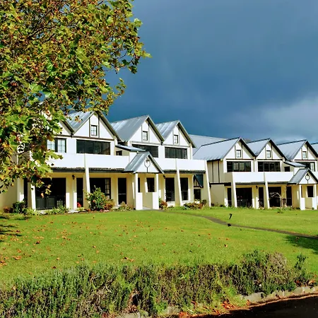 Salty Dog Inn-3