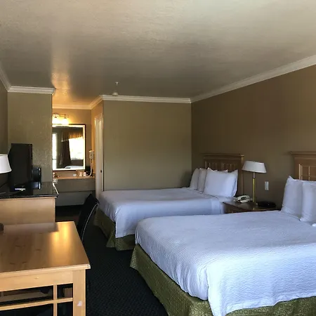 Lake Point Lodge-3
